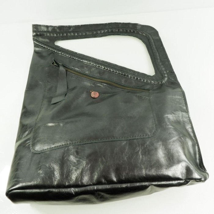 Duża, czarna, skórzana torba w ofercie Galerii Czarna Kura.